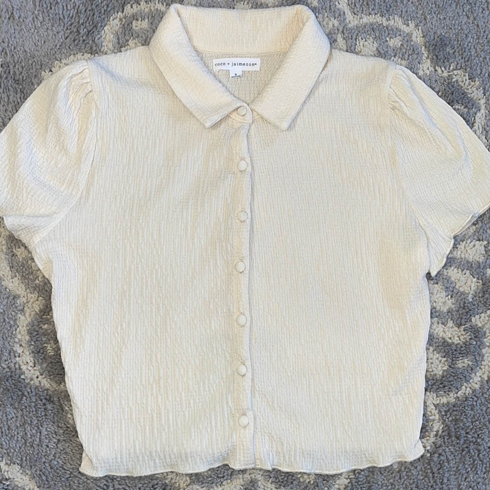 Coco+Jaimeson Crinkle Cropped Top